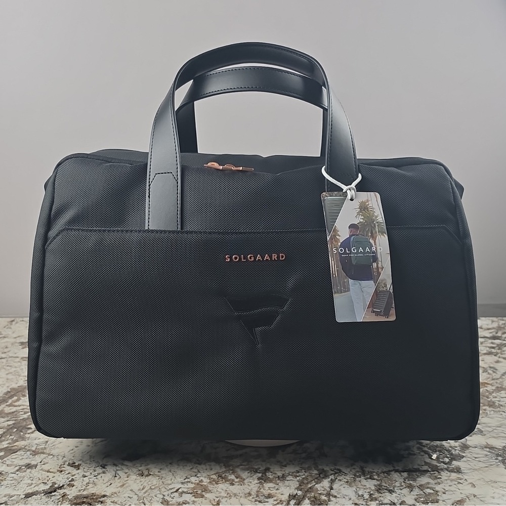 Solgaard The Voyager Ballistic Black Weekender Laptop Carryon Under Seat NWT Vid
